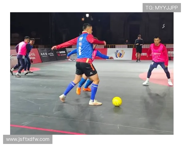 绿茵逐梦青春燃激情世界杯赛场再现英雄荣光