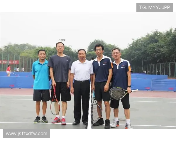 科学网球团队协作训练方法探索与实践提升球员竞技水平的有效途径 科学网球团队协作训练方法探索与实践提升球员竞技水平的有效途径