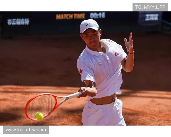 赛后分析：成都网球队与武汉网球队的战术意识与表现对比探讨