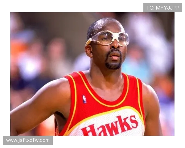 摩西·马龙:篮球历史上的巨星传奇与职业生涯的辉煌瞬间 摩西·马龙:篮球历史上的巨星传奇与职业生涯的辉煌瞬间